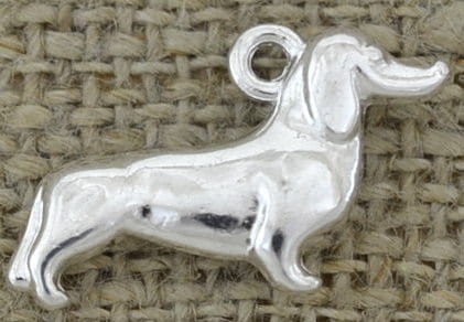 [307497] Zawieszka trójwymiarowa jamnik kolor srebrny