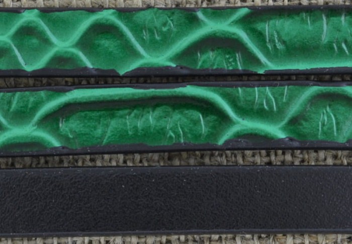 737108 Rzemień syntetyczny płaski 10*3mm zielony nieregularny wzór 1m