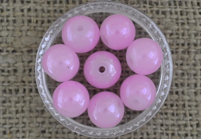 70532 Koralik szklany perełka gładka 8mm jasnoróżowa 10szt