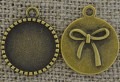 101181 Ozdobna baza medalionu w kolorze brązu na kaboszon 18mm
