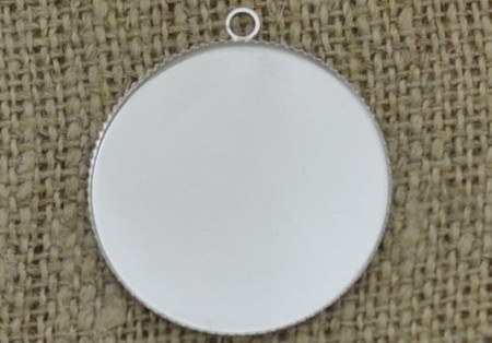 [30118] Baza medalionu w kolorze srebra na kaboszon 30mm 