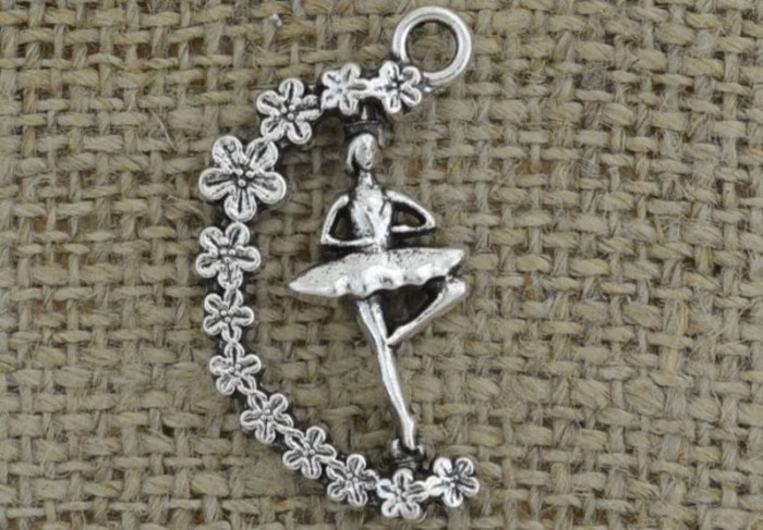  [307438] Zawieszka obrotowa baletnica kolor srebrny