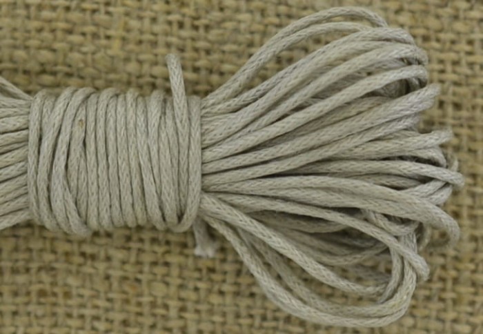  [717110] Sznurek woskowany szarobeżowy 1mm 7m