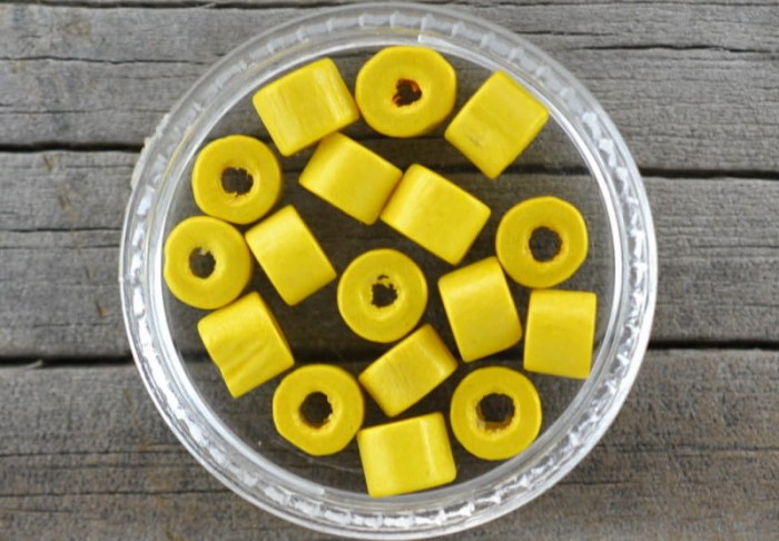 87340 Koralik drewniany żółty 5mm 40szt