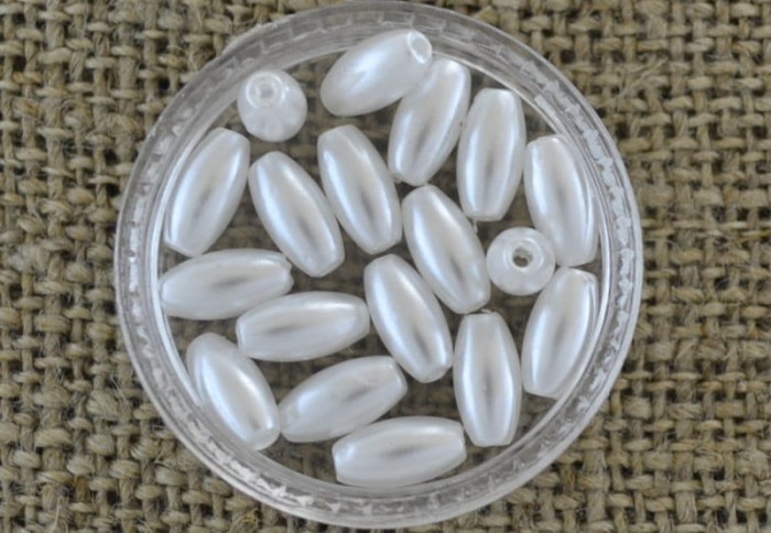702419 Koralik akrylowy 8*4mm perłowy 40szt