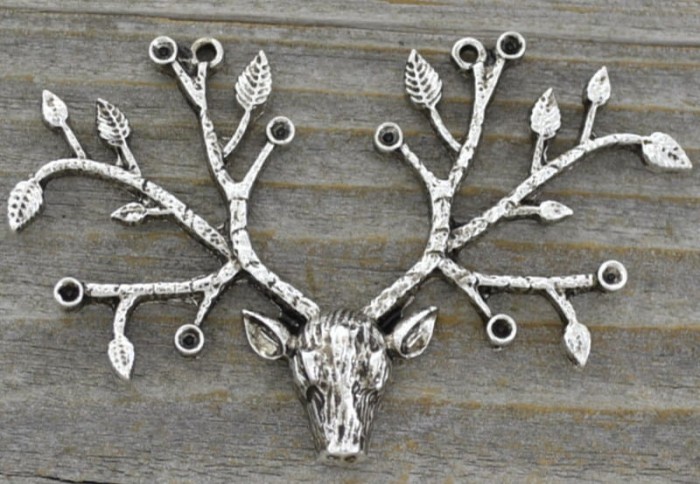ś07103 Zawieszka głowy renifera 59*35mm w kolorze starego srebra