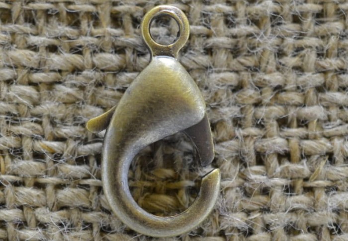 11512 Karabińczyk klasyczny w kolorze brązu 15mm