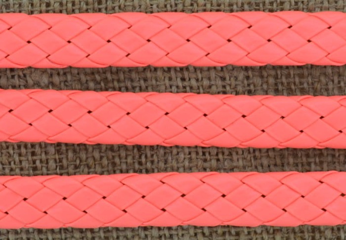  [737179] Rzemień pleciony płaski 10*4mm neonowy łososiowy 1m