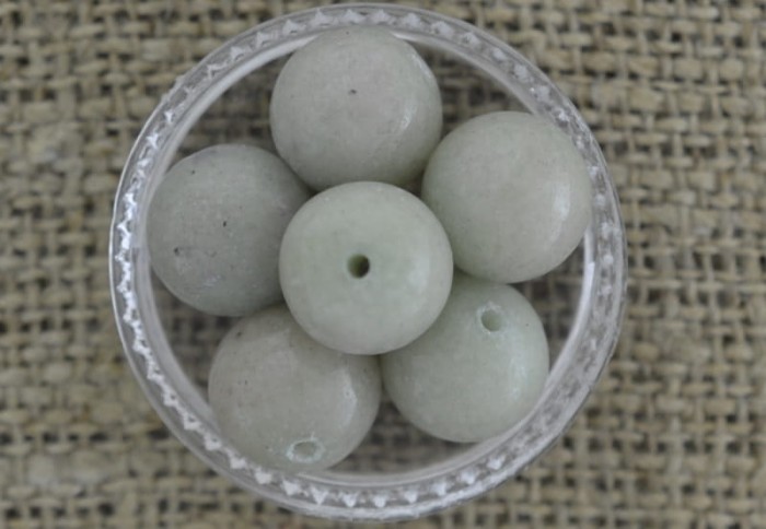 [240528] Kamień naturalny jadeit 10mm pistacjowy 2szt 