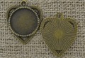101198 Ozdobna baza medalionu w kolorze brązu na kaboszon 18mm