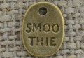 Zawieszka mała "SMOO THIE" kolor brąz 2szt