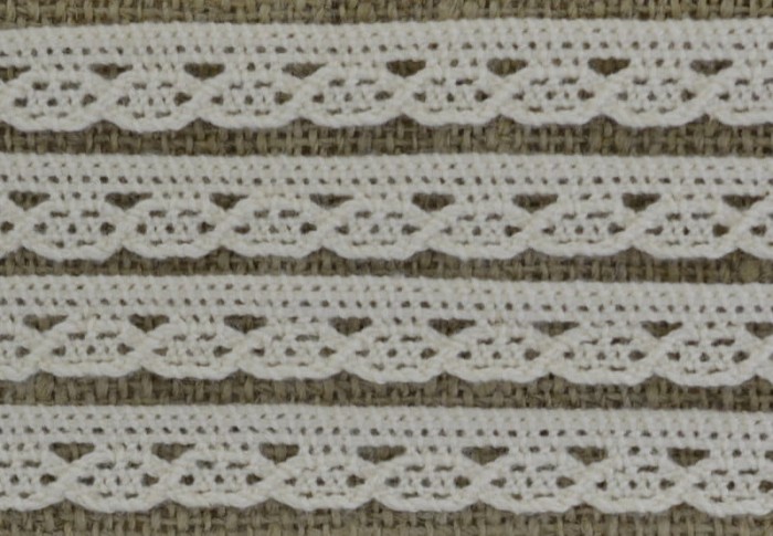  [05506] Koronka bawełniana ecru 10mm