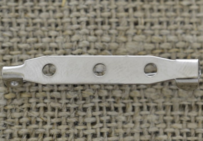 50215 Agrafka klasyczna 35mm w kolorze srebrnym