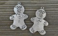 30803 Zawieszka duża piernikowy ludzik w kolorze srebra