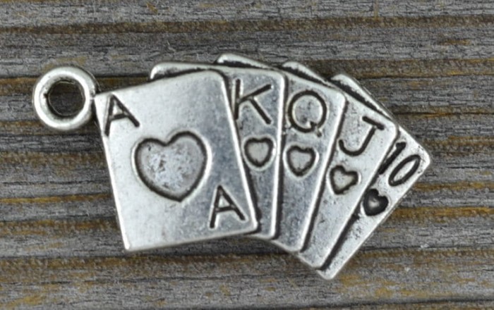 30764 Zawieszka mała karty w kolorze srebrnym 2 szt 