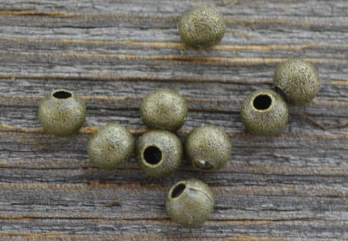 17172 Koralik klasyczny w kolorze brązu 4mm