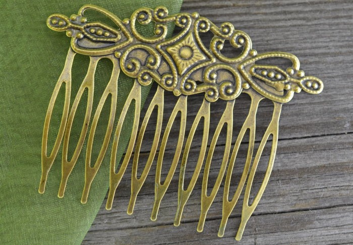 {10520} Grzebyczek ozdobny w kolorze brązu