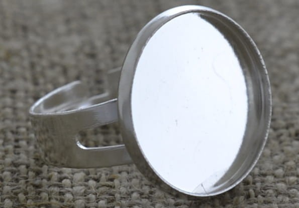 [50358] Klasyczna baza pierścionka w kolorze brązu na kaboszon 16mm