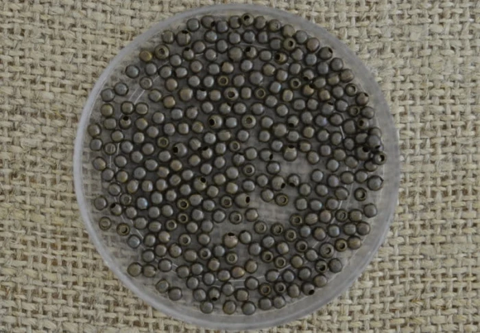 Kuleczka klasyczna 2mm kolor brąz