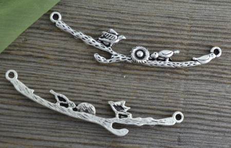 [31265] Łącznik ozdobny gałązka z ptaszkami srebro