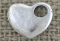 Zawieszka mała serce kolor srebra
