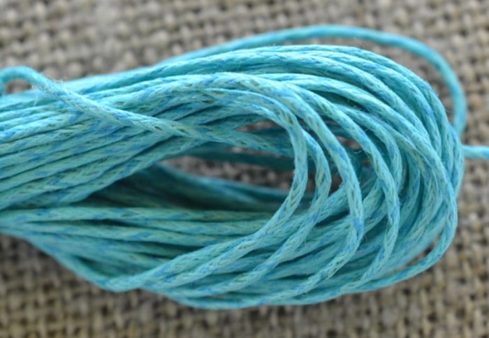71750 Sznurek woskowany turkusowy 1mm 7 metrów