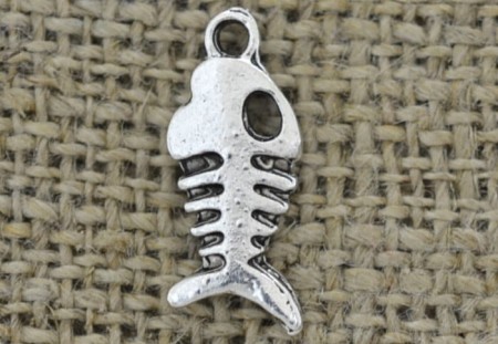 [307408] Zawieszka szkielet ryby srebrny 3szt