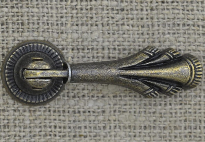 k0712 Uchwyt ozdobny w kolorze brązu 62*20mm