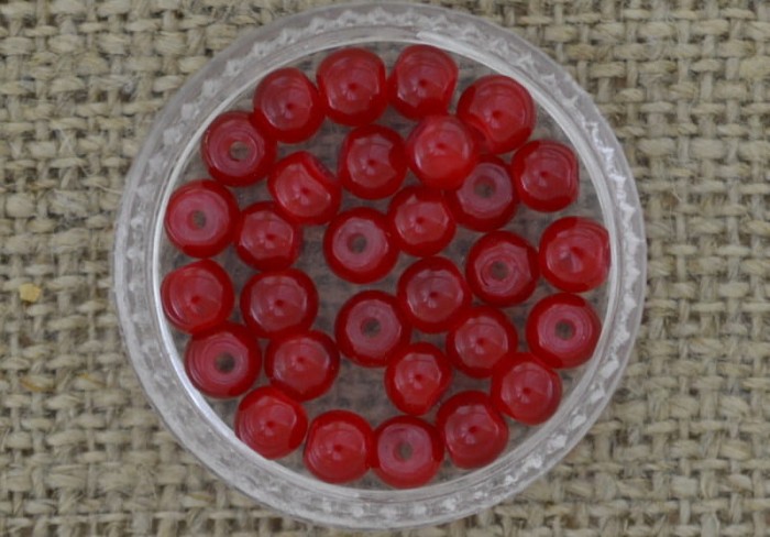 Koralik perełka gładka 4mm bordowa 30szt