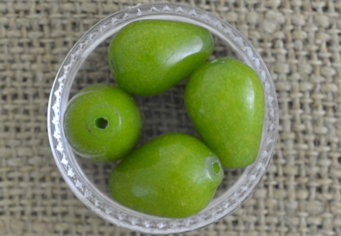 [240521] Kamień naturalny jadeit łezka 15*10mm oliwkowy