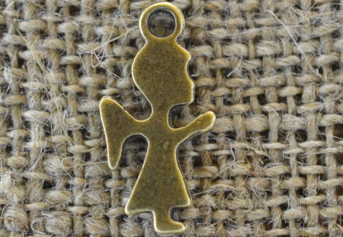 107270 Zawieszka mała aniołek w kolorze brązu 2szt