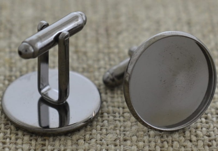 [c1701b] Bazy spinek do mankietów czarne 18mm II GATUNEK