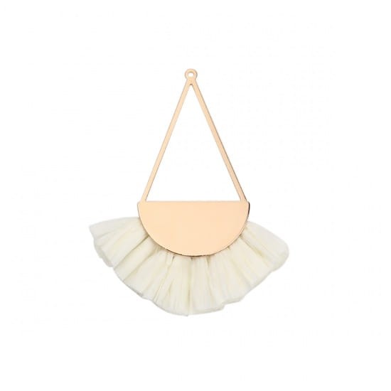 [207223] Zawieszka w kolorze złota frędzel z rafii ecru