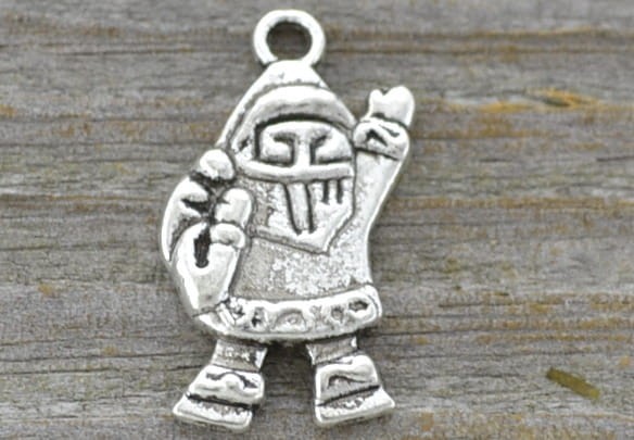 ś07135 Zawieszka Mikołaj 23*12,5mm w kolorze starego srebra 2szt