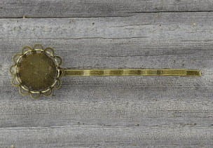 10506 Ozdobna baza wsuwki w kolorze brązu z tarczą 12mm 2szt