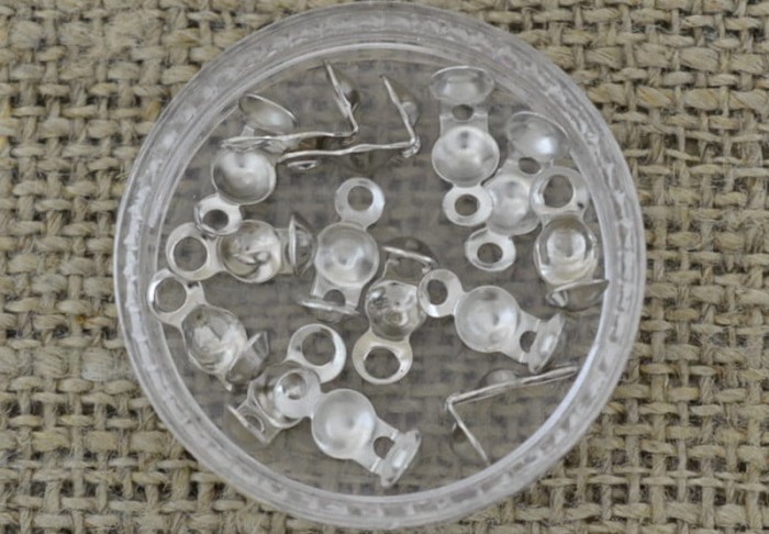 {571131} Łapaczki w kolorze srebrnym 50 sztuk 