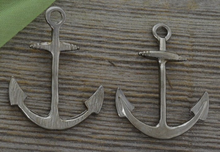 31267 Element ozdobny łącznik kotwica w kolorze czarnym