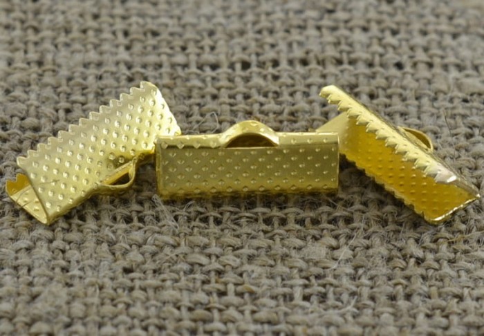 27130 Końcówka wstążki w kolorze złotym 16*6mm 10szt