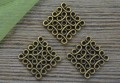 11262 Element ozdobny ażurowy kwadrat w kolorze brązowym 15mm