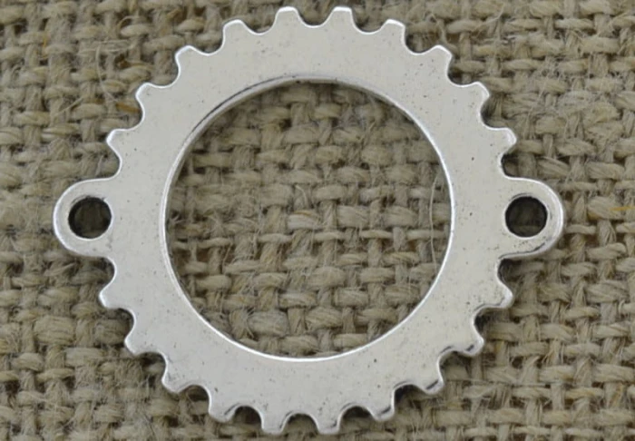 [312232] Element ozdobny, łącznik steampunk tryb, w kolorze srebrnym 25mm