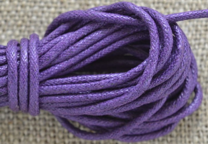 71761 Sznurek woskowany fioletowy 2mm 3 metry