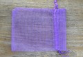 1060275 Woreczek z organzy 12*9cm fioletowy