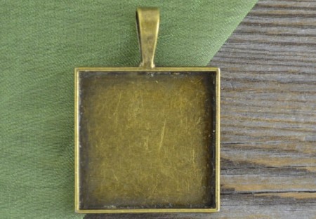 [10145] Baza medalionu brąz kaboszon kwadrat 25mm