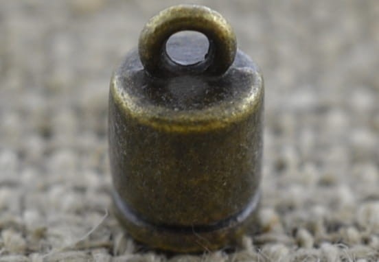 17194 Klasyczna końcówka do wklejania 4mm w kolorze brązu 2szt