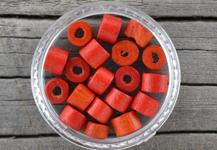 87336 Koralik drewniany czerwony 5mm 40szt