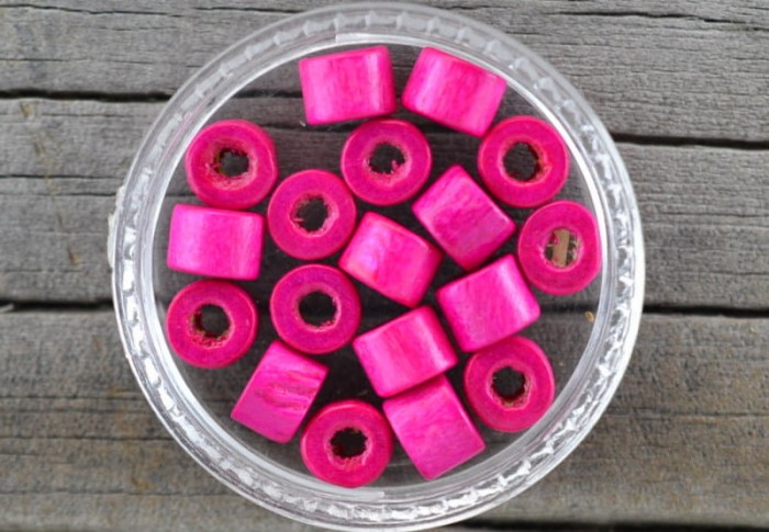 87339 Koralik drewniany różowy 5mm 40szt