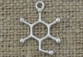 Zawieszka mała związek chemiczny kolor srebra