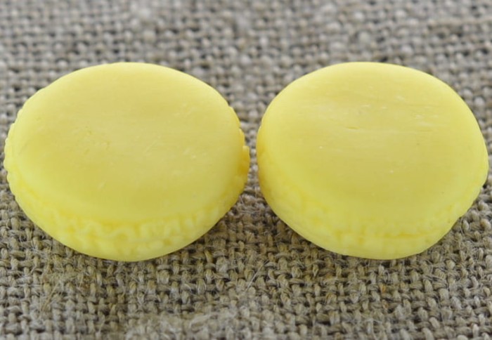 802395 Kaboszon z żywicy ciasteczko markiza 25*11mm cytrynowe