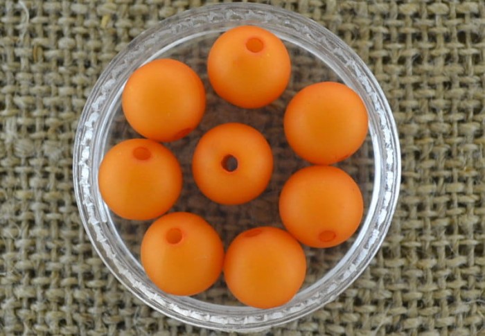 702220 Koralik akrylowy perełka 8mm pomarańczowa 15szt