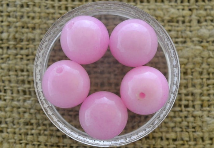 240507 Kamień naturalny jadeit 10mm jasnoróżowy